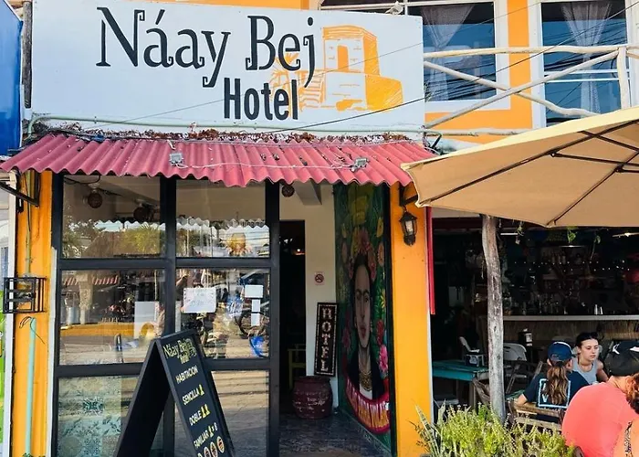 Naay Bej Hotel 3*
